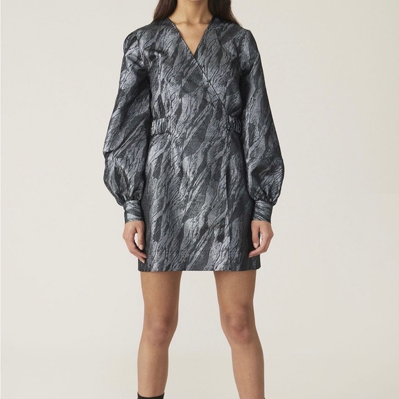 Ganni Black And Metallic Silver Jacquard Wrap Mini Dress Size: 40 - Picture 1 of 11